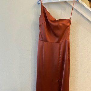 Designer: Amsale, Stye: Kaia GB132S, Fabric: Fluid Satin, Color: Copper, Size:4,